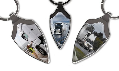 Porte-clés en forme de bouclier avec photo de camion