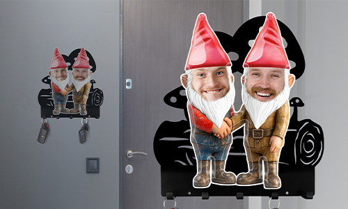 gallery-personalized-keyholder-wall-garden-gnomes-couple-friends-1
