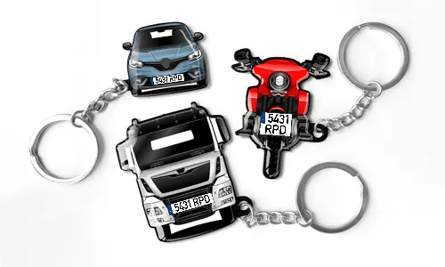 Sleutelhangers in de vorm van een auto, motor en vrachtwagen, ontworpen als autogerelateerde accessoires met aanpasbare details