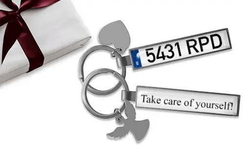 Personalized license plate keychain for mom