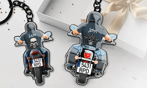 Biker-sleutelhanger met de naam van je opa!