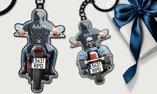 Motorcycle keychain with name and license plate for best friends