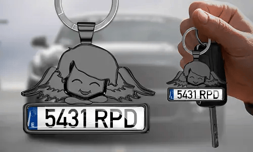gallery-keychain-angel-with-license-plate-coated-3