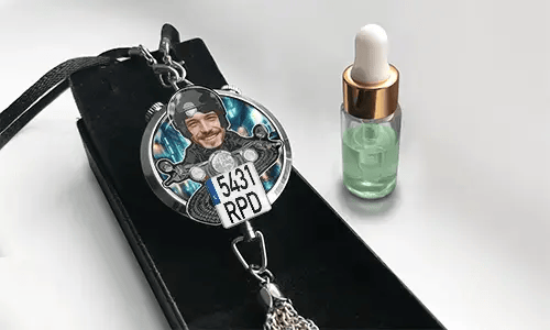 gallery-personalised-car-air-freshener-with-motorcycle-driver-1